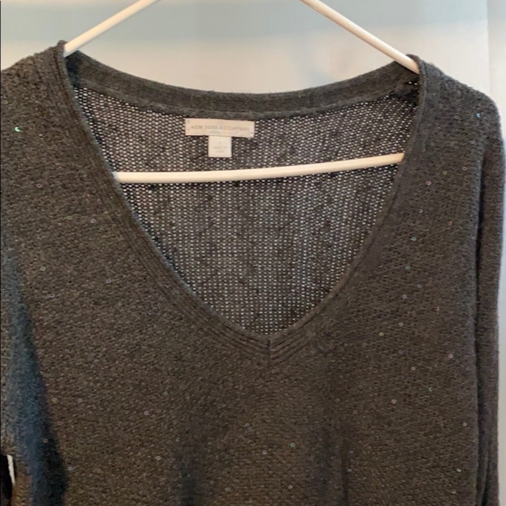 Sweater - Picture 2 of 5